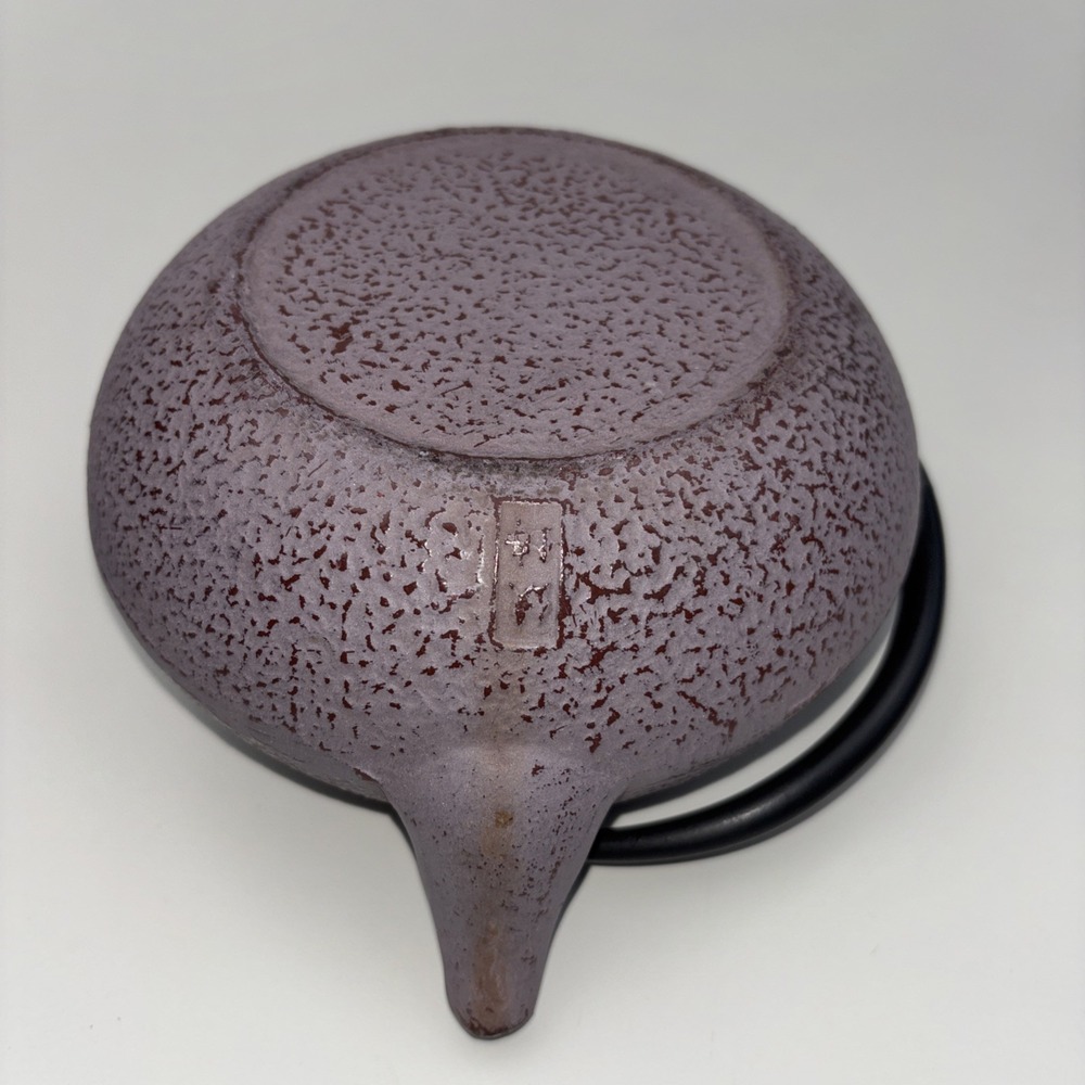 Purple Japanese Cast Iron Teapot Tetsubin Floral Chrysanthemum Pattern Rare - Picture 6 of 13